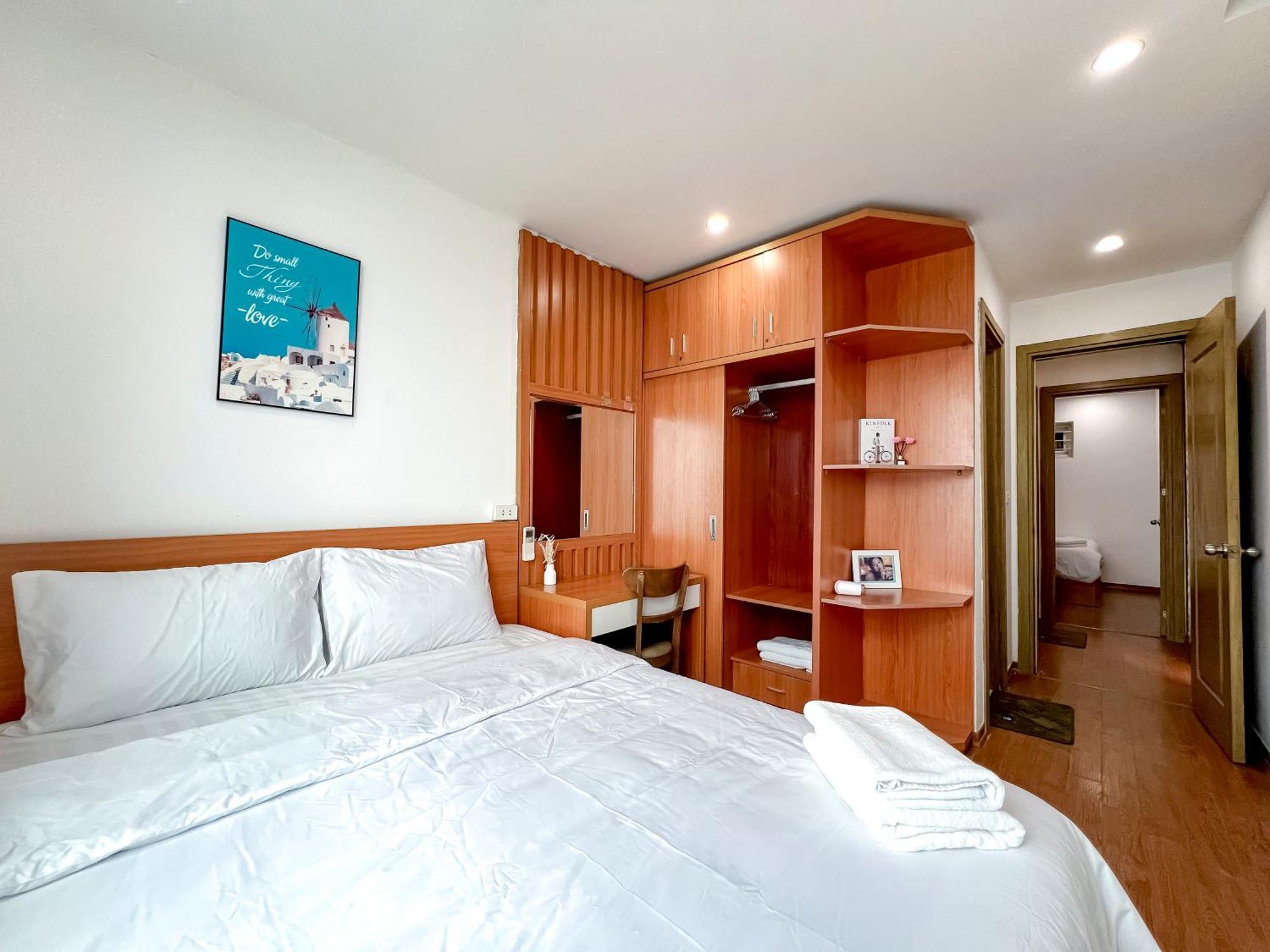 Apartment Song - Seaside Retreat *