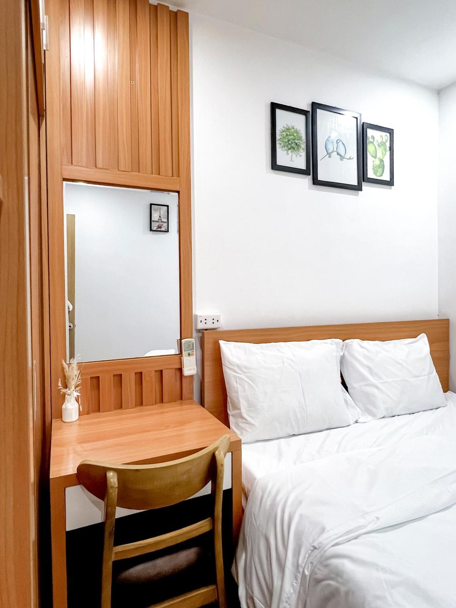 Apartment Song - Seaside Retreat