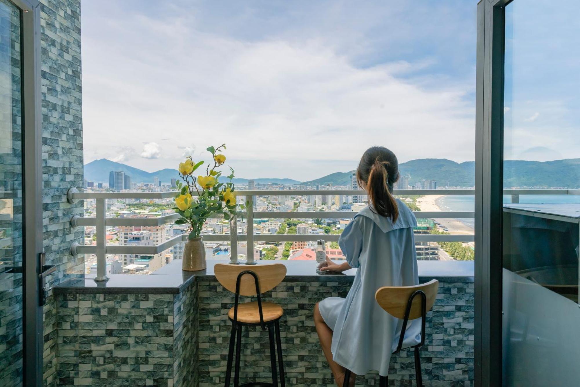 Song - Seaside Retreat Da Nang